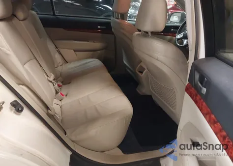 2011 Subaru Outback 2.5I Limited из США, поврежденный, VIN 4S4BRBJC9B3349478